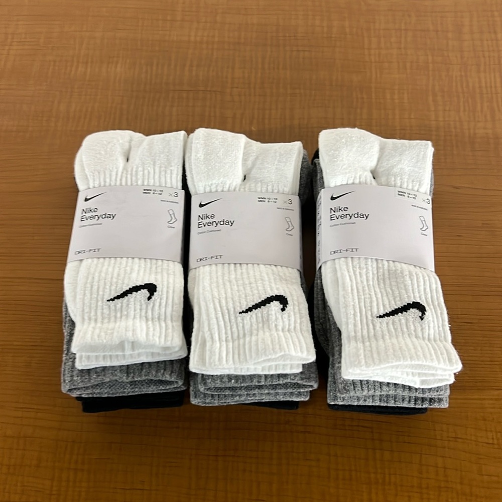 Nike Everyday Cotton Cushion Multi 3 Pack NWT QTY 3 Bundle